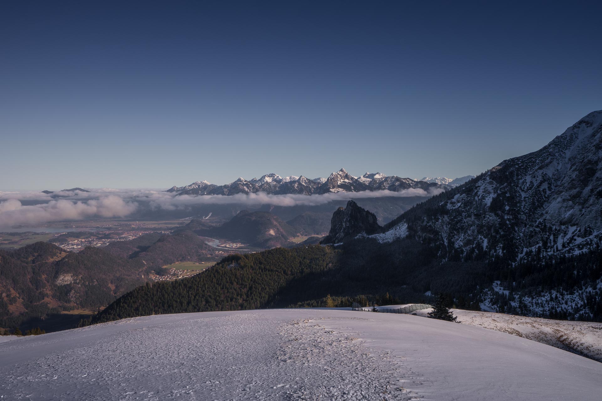 Winterwandern am Breitenberg: Gipfelglück im Winter